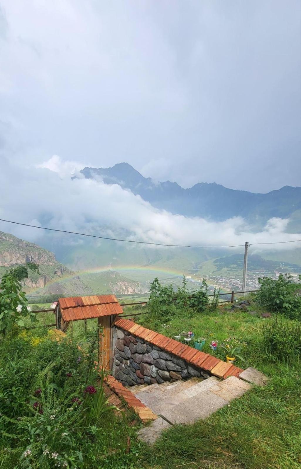 Peak House Villa คัซเบกี ภายนอก รูปภาพ